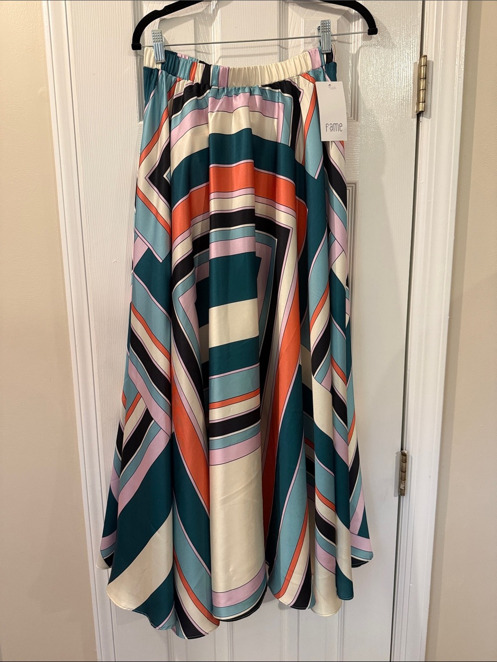 NWT Alexia B Satin Geometric Print Maxi Skirt Size Small